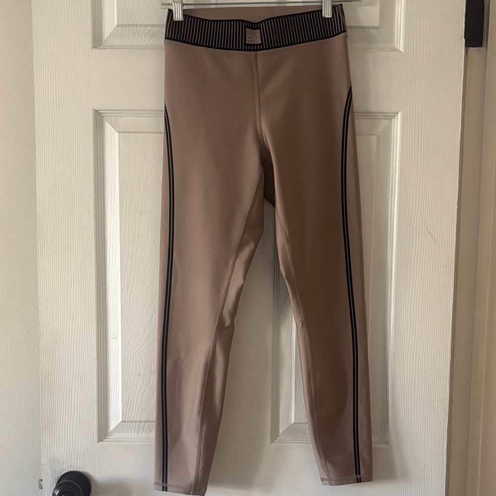 Alo Leggings with Black Stripes